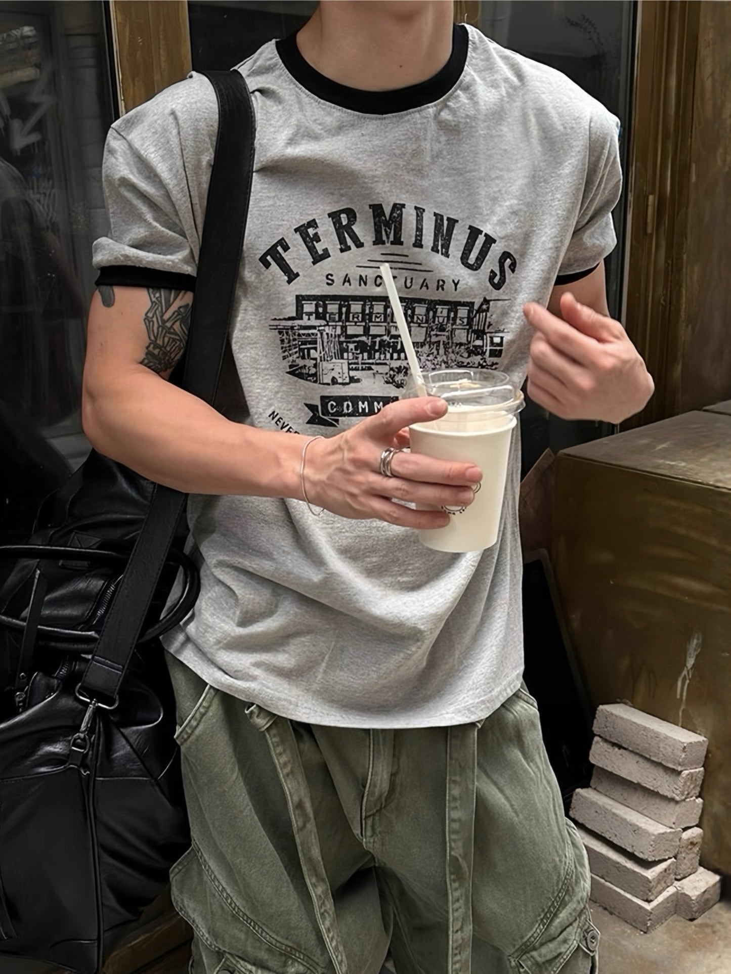 Terminus 撞色上衣