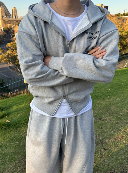 THE FUTURE EXPLORE 連帽外套