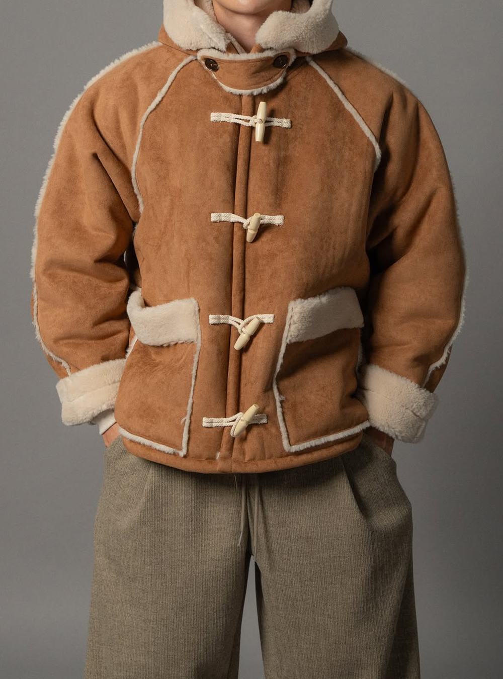 雪地厚毛連帽外套