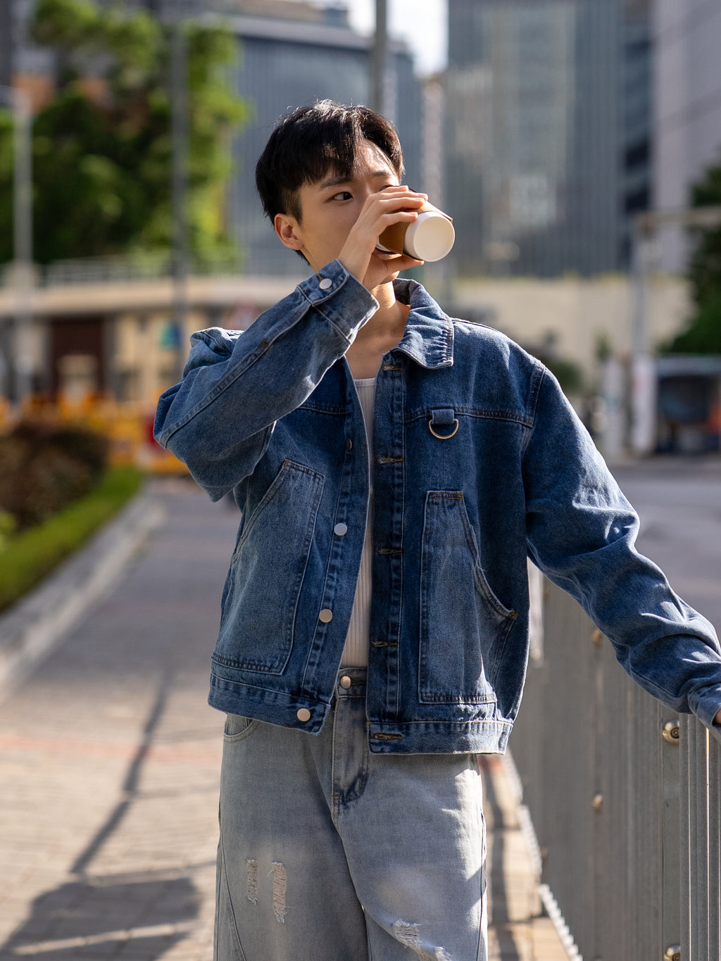 復古扣飾短版牛仔外套