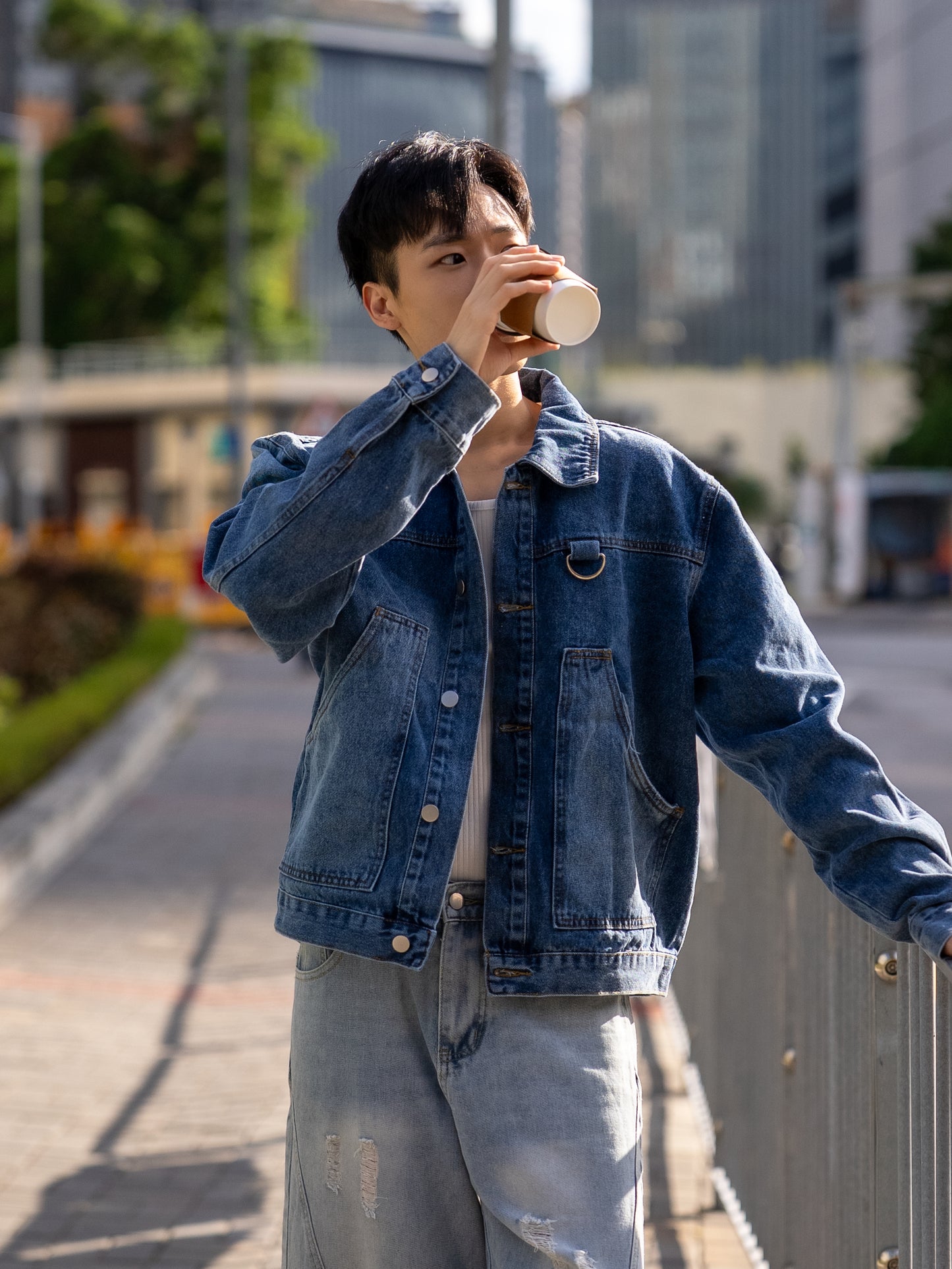 復古扣飾短版牛仔外套