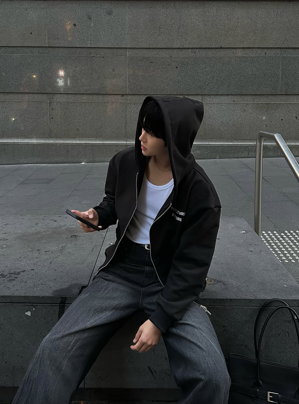 THE FUTURE EXPLORE 連帽外套