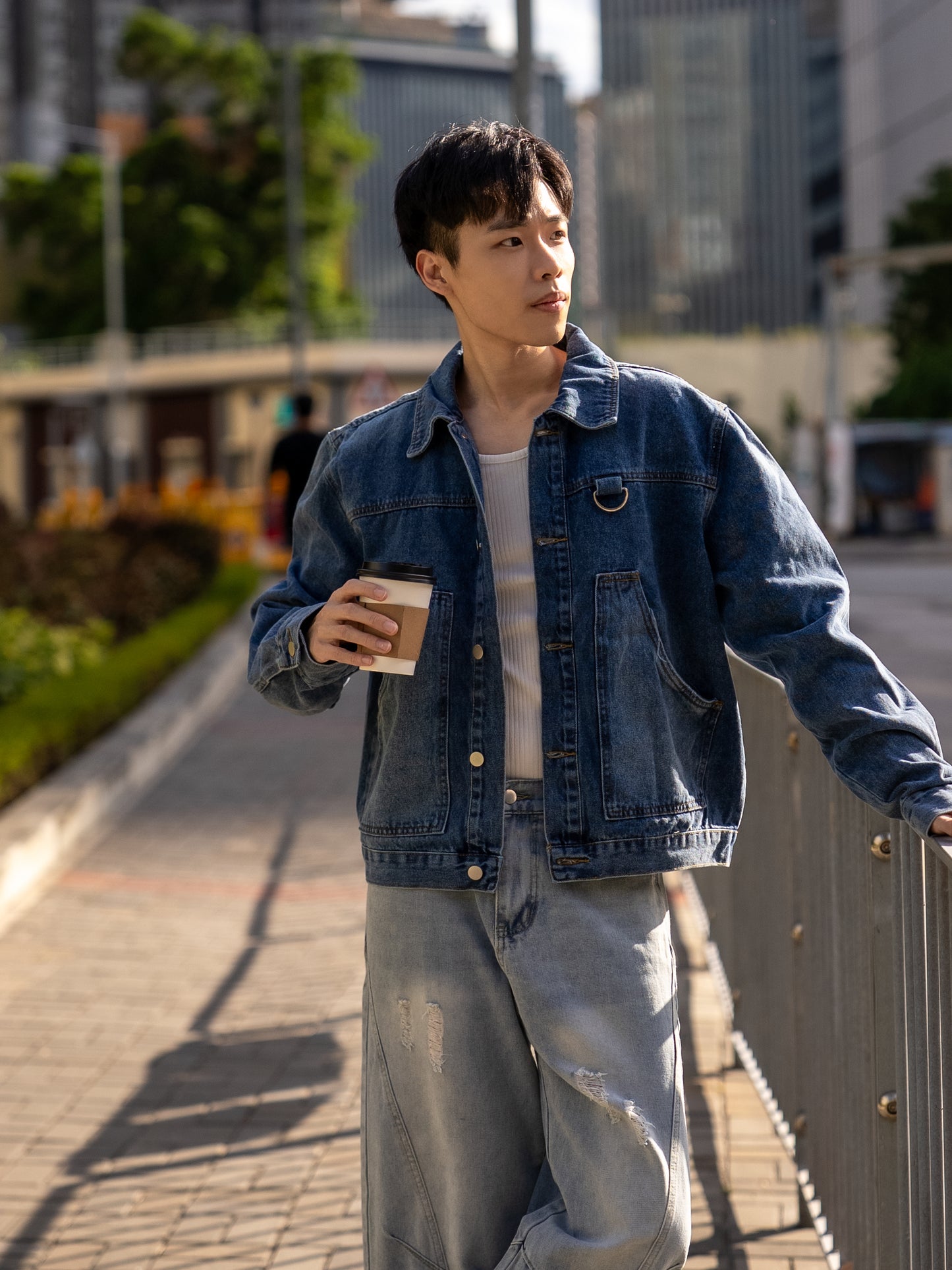 復古扣飾短版牛仔外套